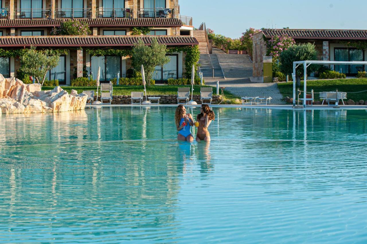 Resort Eco Dei Siriti 4*